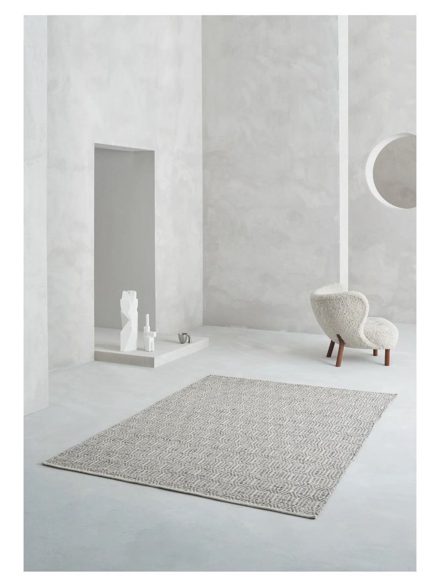 Linie Design Justin Teppich in Grau