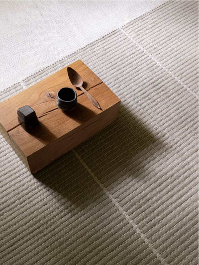 Linie Design Poetic Grid Teppich